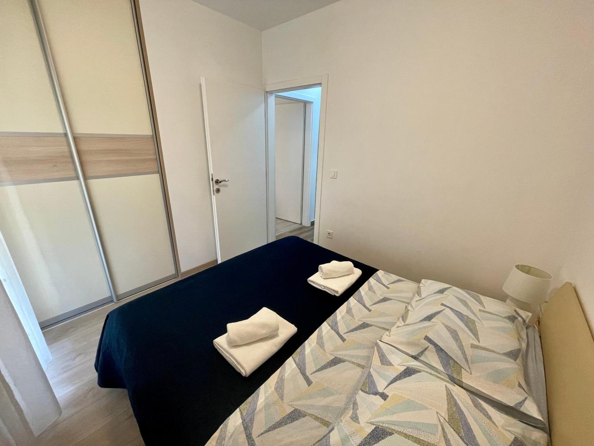 Apartments Dona Cres Buitenkant foto